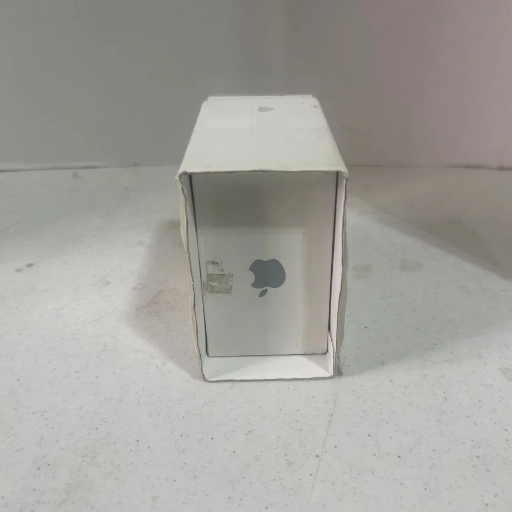 Apple AirPort Express Base Station A1392 802.11n Wi-Fi Router‎ White AirPlay
